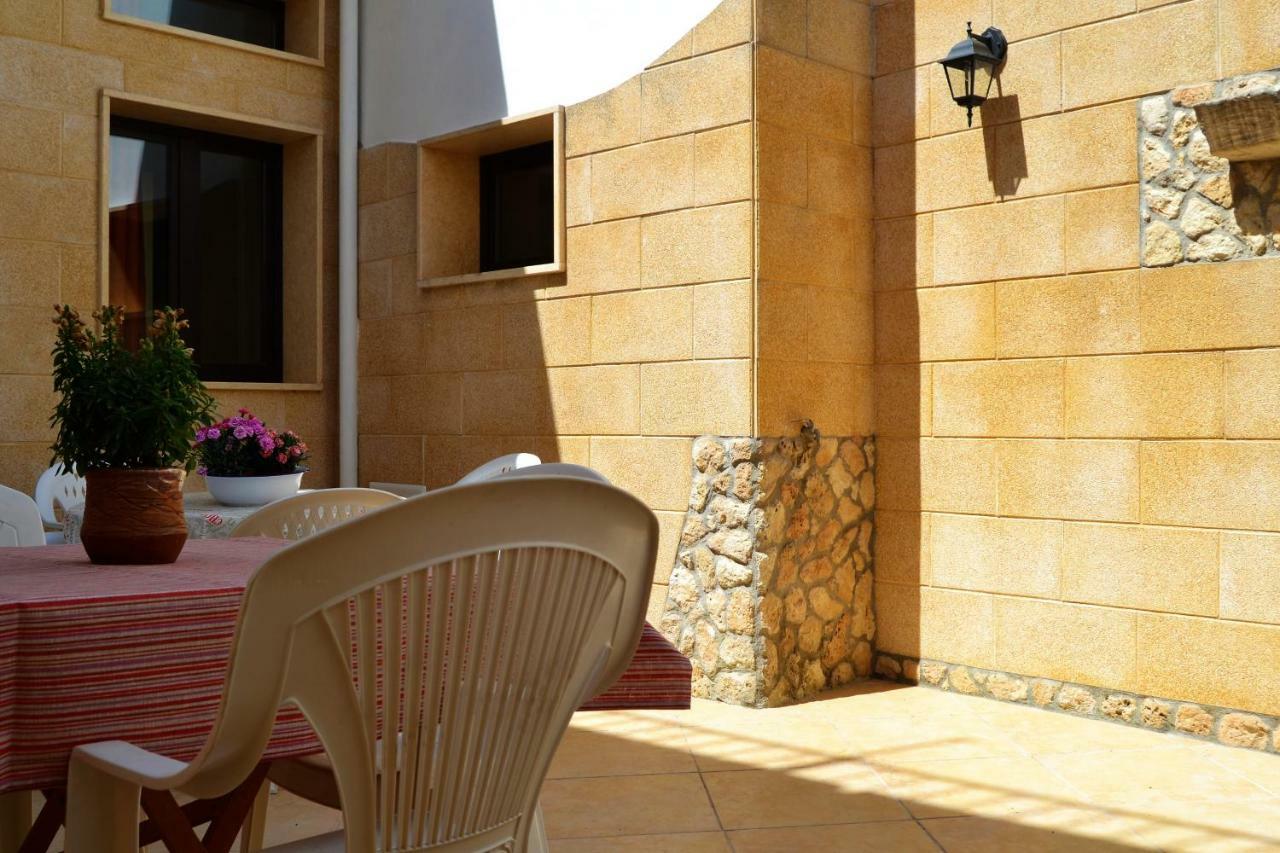 مبيت وإفطار سان سيزاريو دي ليتشي I Due Tesori المظهر الخارجي الصورة
